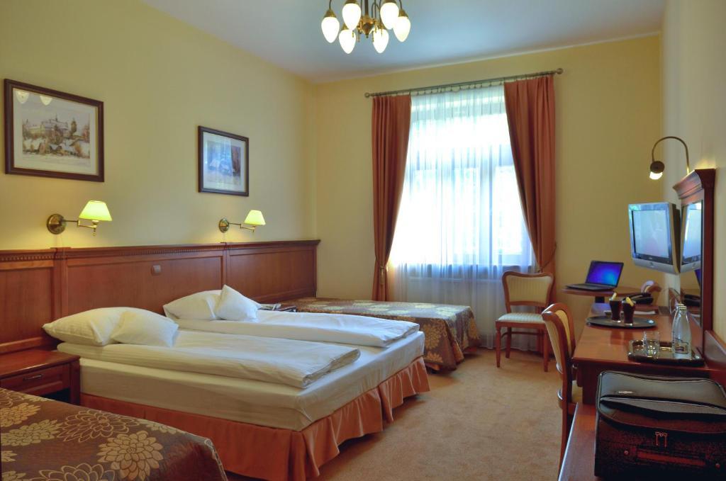 Hotel Stefania Krynica-Zdrój Zimmer foto