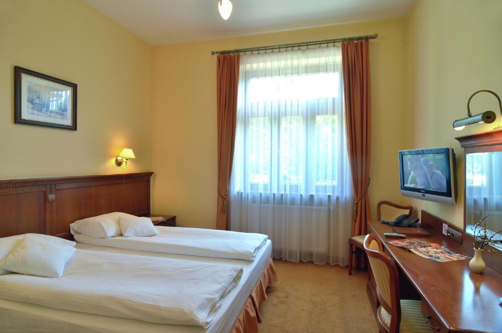 Hotel Stefania Krynica-Zdrój Zimmer foto